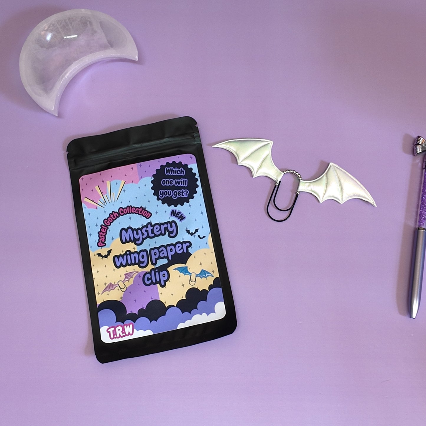 Mystery wing paperclip blind bag